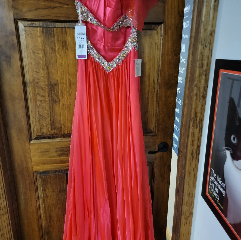 NWT Gorgeous Coral and Rhinestone Prom Dress with Wrap